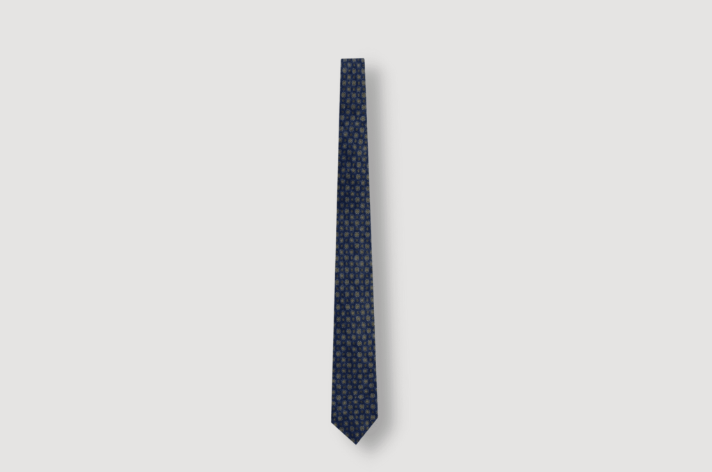 corbata azul marino
