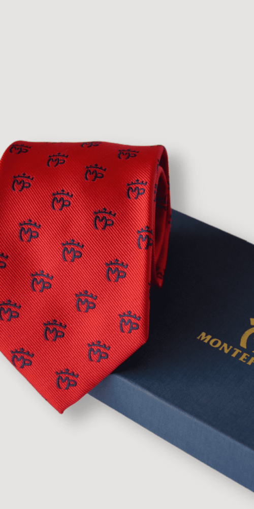 Corbata roja para trajes