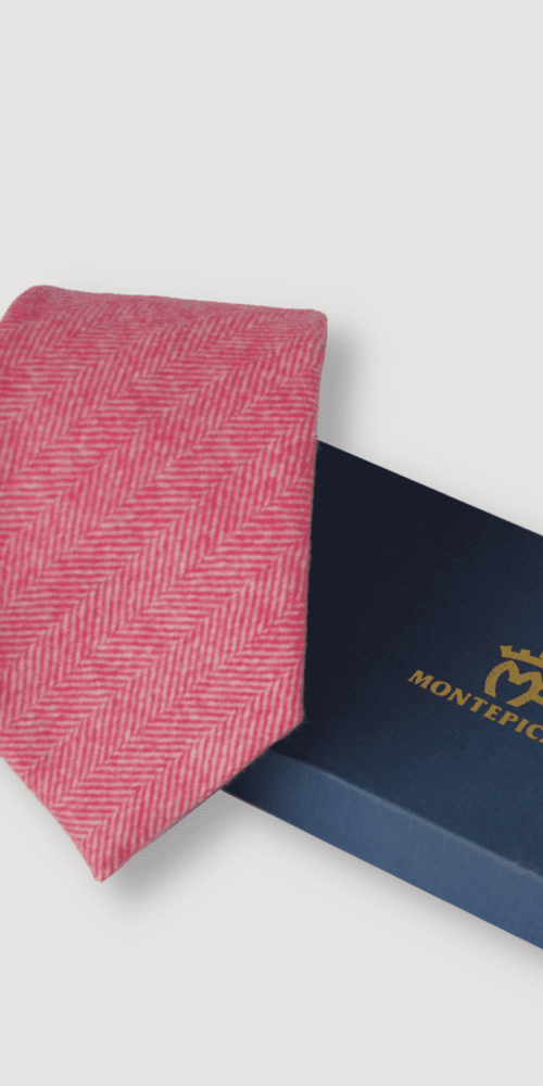 Corbata rosa para trajes